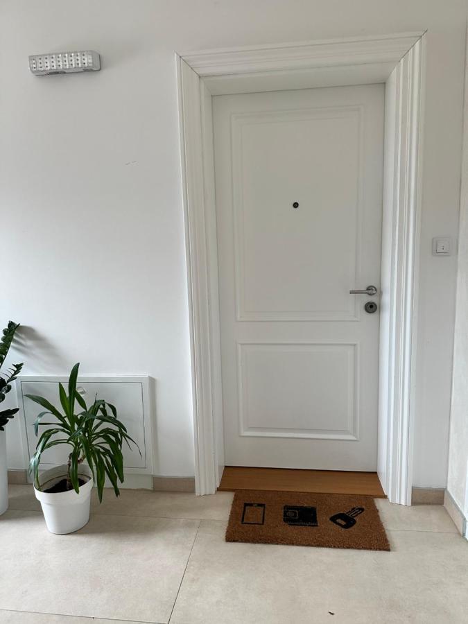 Five Apartments Indija Extérieur photo