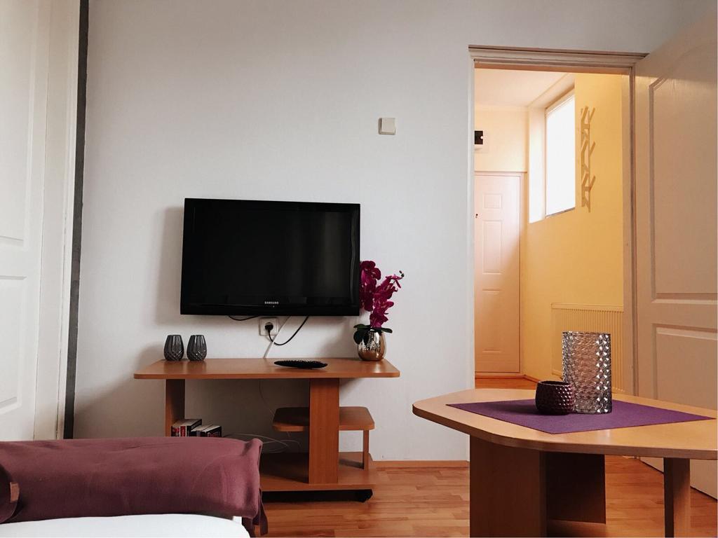 Five Apartments Indija Extérieur photo