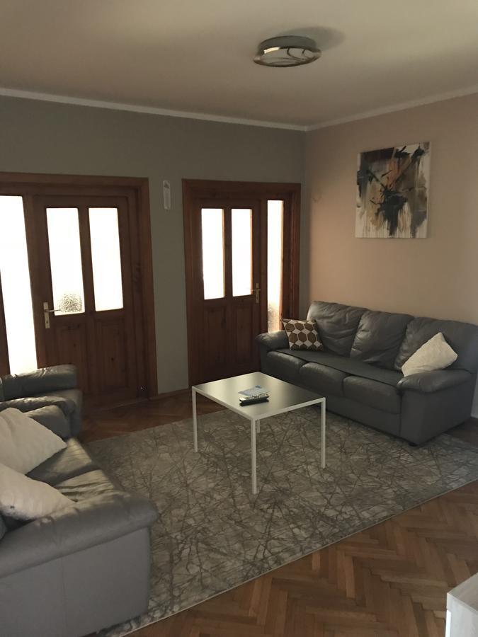 Five Apartments Indija Extérieur photo
